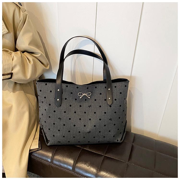 2025 Large Capacity Versatile Women's Shoulder Tote Bag