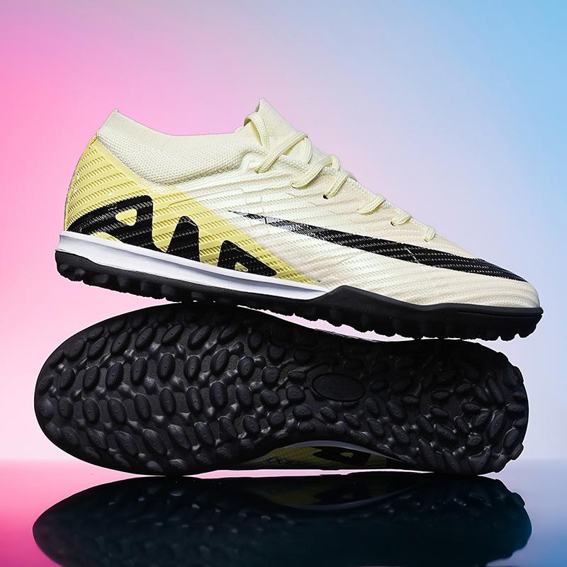 Mid-top New Men Soccer Shoes Cleats Hot-selling Non-Slip Football Boots High-quality Match Sneakers Futsal Indoor