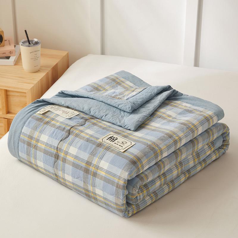 Xinjiang Cotton Summer Quilt: Machine Washable Blanket for Nude Sleeping and Air Conditioning