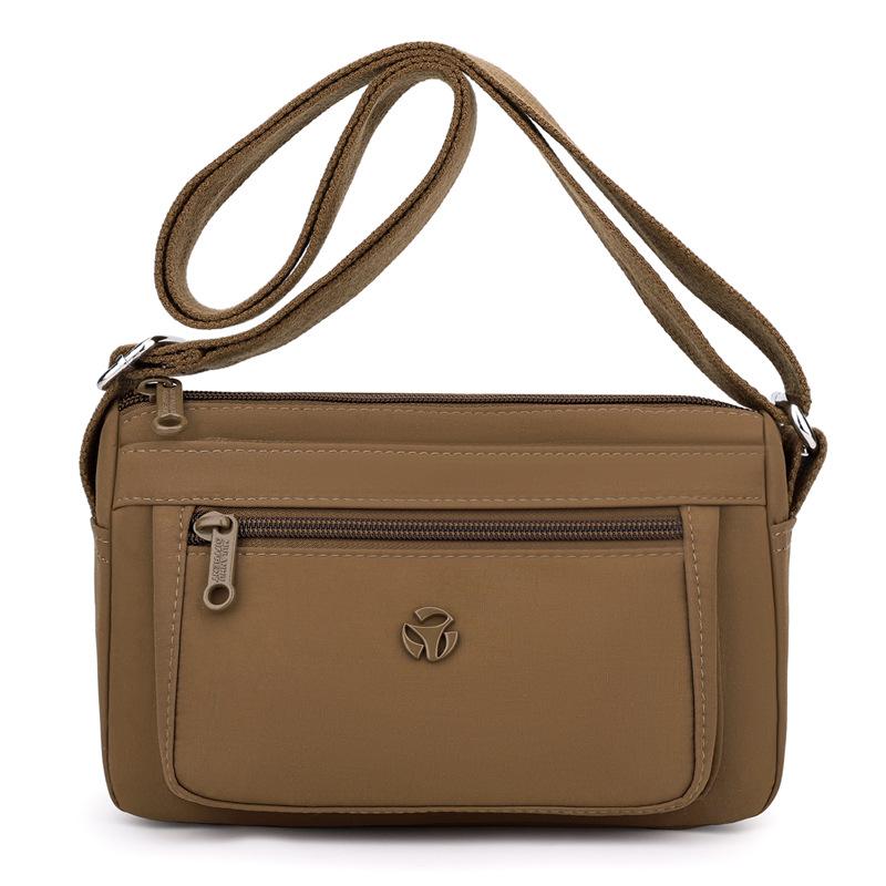 

Женская сумка среднего возраста, однотонная легкая нейлоновая сумка, маленькая квадратная сумка, сумка через плечо коричневый