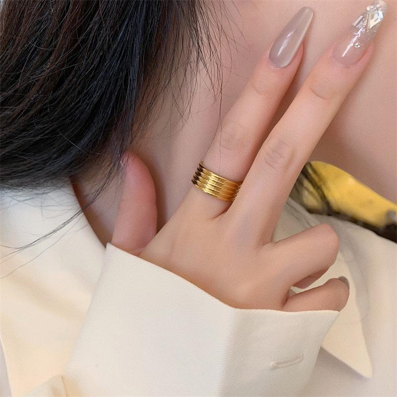 Schicker Minimalistischer Mehrfachring: Trendiger Retro-Zeigefinger Schmuck für Damen