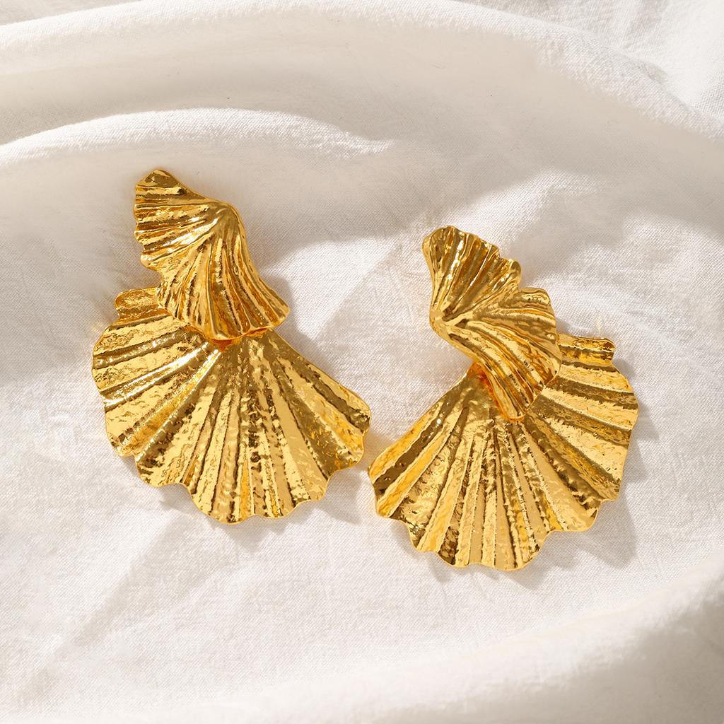 Punk Style Metal Large Size Ginkgo Leaf Gold Plated Earrings for Women Girls Fashion Trend Chunky Jewelry Gifts 2024