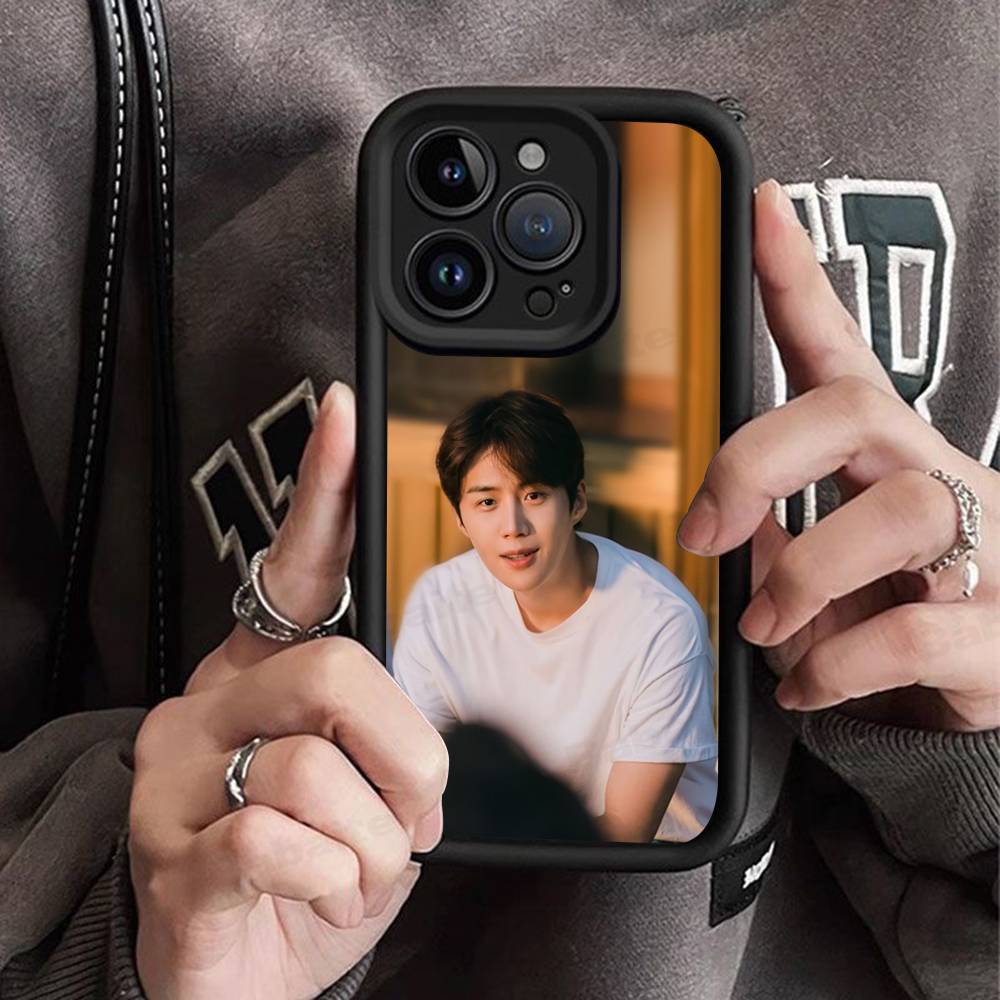 Kim Seon-ho South Korean Male Actor Phone Case For IPhone 17 16 15 13 11 12 14 Pro Max Plus Silicone Cover Shell