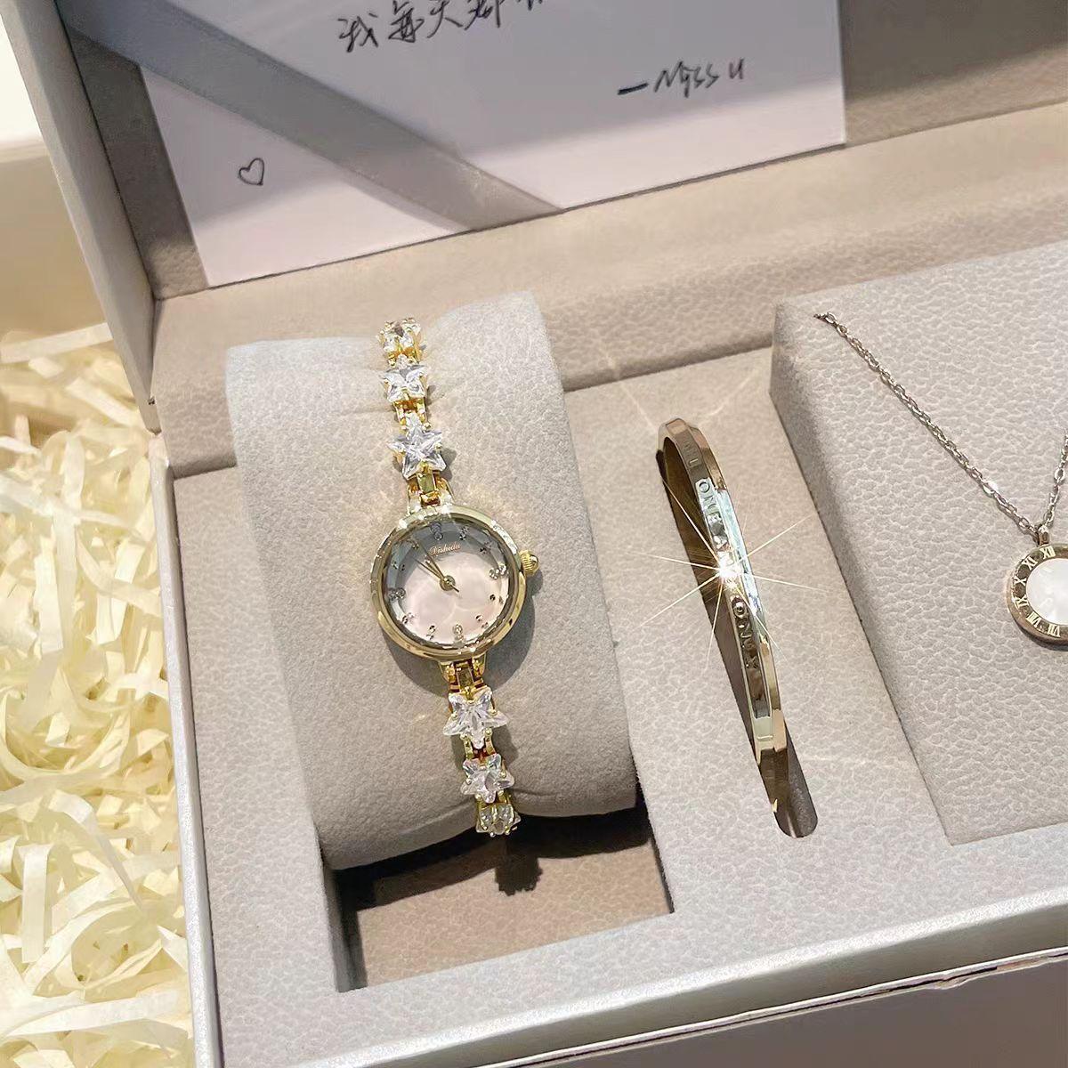 

Small Bracelet Jewelry Temperament Light Luxury Fritillary Plate Crystal Waterproof Women s Bracelet Watch