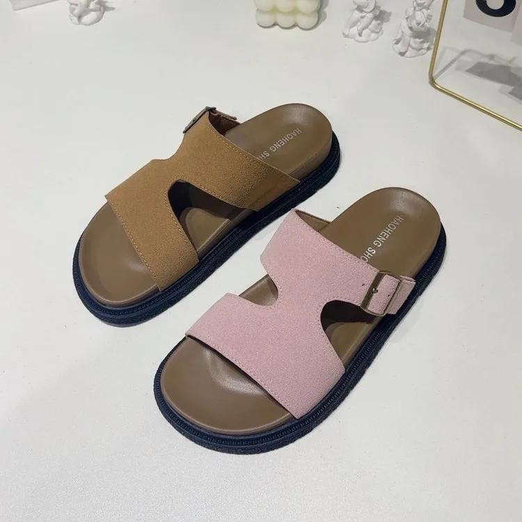 Fashion Flip-flops Women 2025 Summer New One Word Flip-flops Flat Beach Sandals