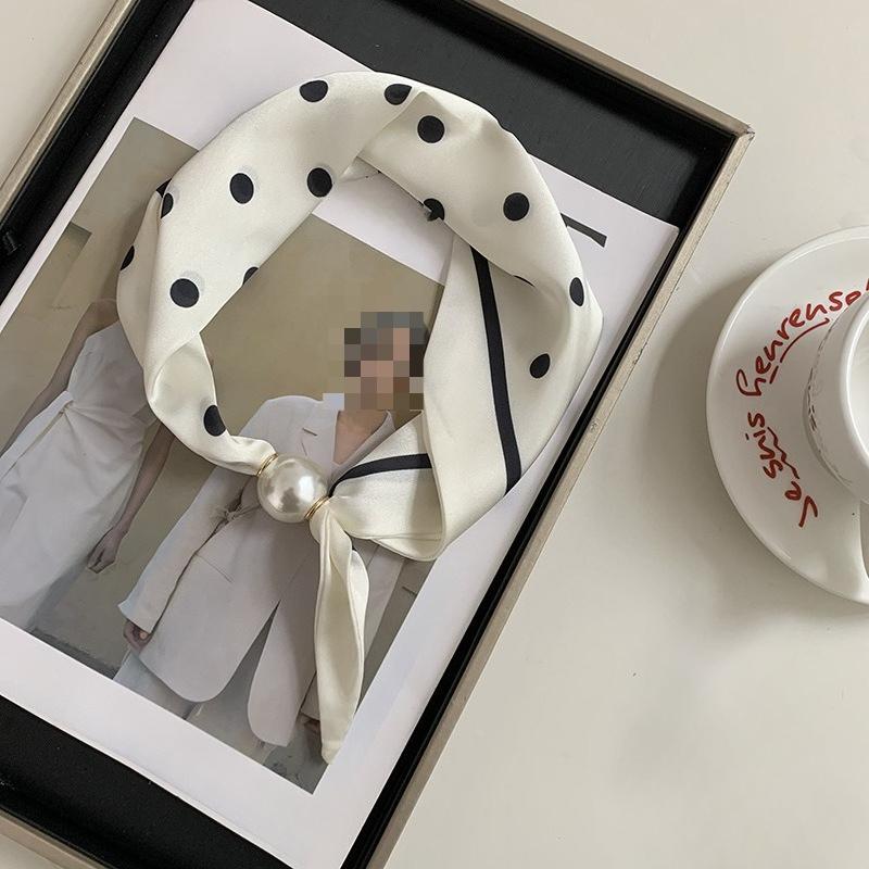 Magnetic Buckle Silk Scarf Women's New Pearl Necklace Light Luxury High-end Fashion All-match Scarf Polka Dot Silk Scarf