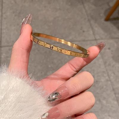 Fashionable Versatile Bracelet Decoration Women's Open Bracelet Light Luxury Roman Numeric Pattern Bracelet Jewelry Gift
