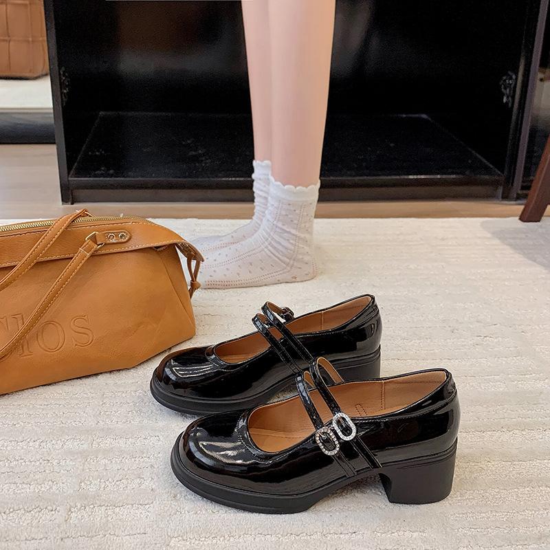 

Туфли Мэри Джейн женские туфли на высоком каблуке 2025 новые ретро британский стиль туфли jk черные французский толстый каблук маленькие кожаные туфли 41 чёрный