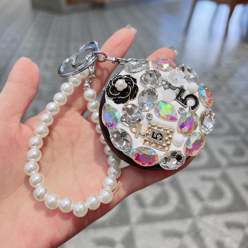 Miroir de Maquillage Diamant Bling Pliant Double Face Portable Rond Miroir Chaîne de Perles Porte-clés Miroir de Poche de Voyage Verre de Vanité à Main