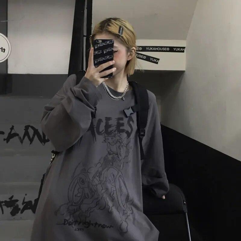 Harajuku Casual Frauen T-shirts Schwarz Gothic Cartoon Vintage Print Street Baggy Lose Hip Hop Paar Langarm T Shirts Frauen