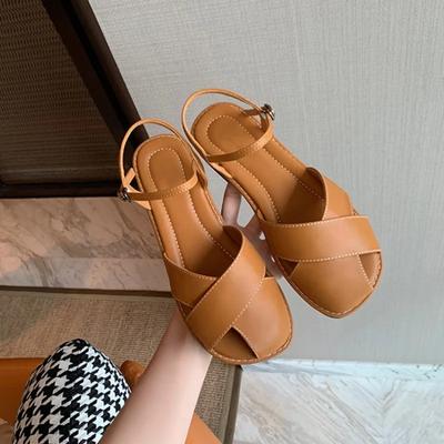 New Summer Fragrant Style Hollow Out One Line Buckle Low Heel Sandals for Solid Color Baotou Flat Bottom Beach Shoes