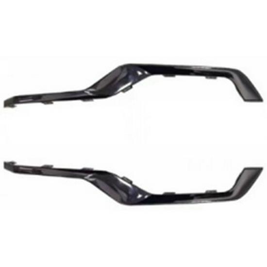 BMW 7 Series G70 Rear Bumper Black Bright Strip (51128082407/51128082408)