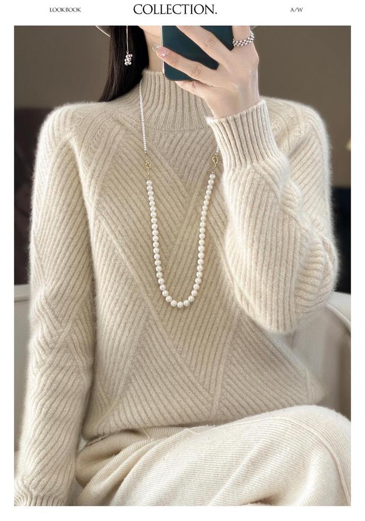 Women's Autumn/Winter Half-High Collar Knit Wool Sweater: Elegant, Loose-Fit Diamond Pullover