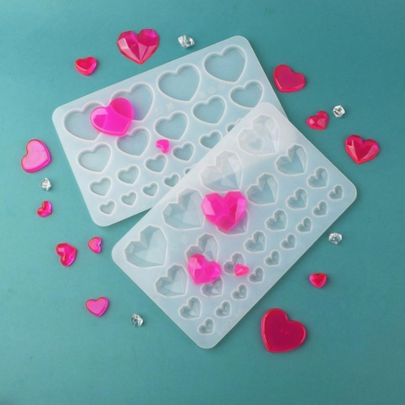 Diamonds Love Crystal Glue Drop Mold Heart Curtain Jewelry Keys Chain Pendant Ornaments Silicone Mold for Crafts