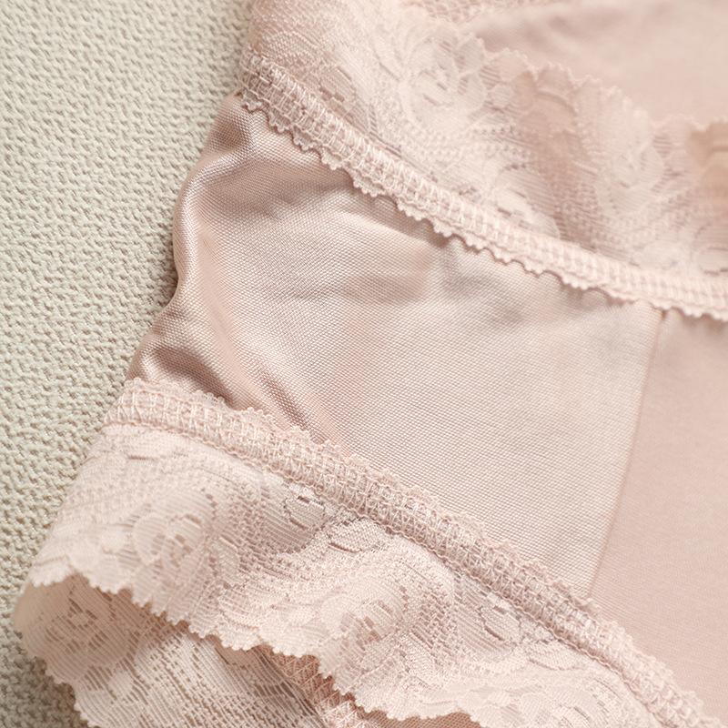 Seidenunterwäsche für Damen atmungsaktiv bequem aus Maulbeerseide Spitze sexy Übergröße nahtlos mittelhohe Taille Triangel-Slips