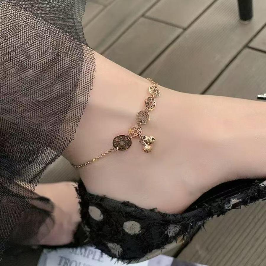 Titanium Steel Vintage Coin Anklet for Women, No Need to Remove While Bathing, Convenient and Simple, Light Luxury Niche Design Leg Chain