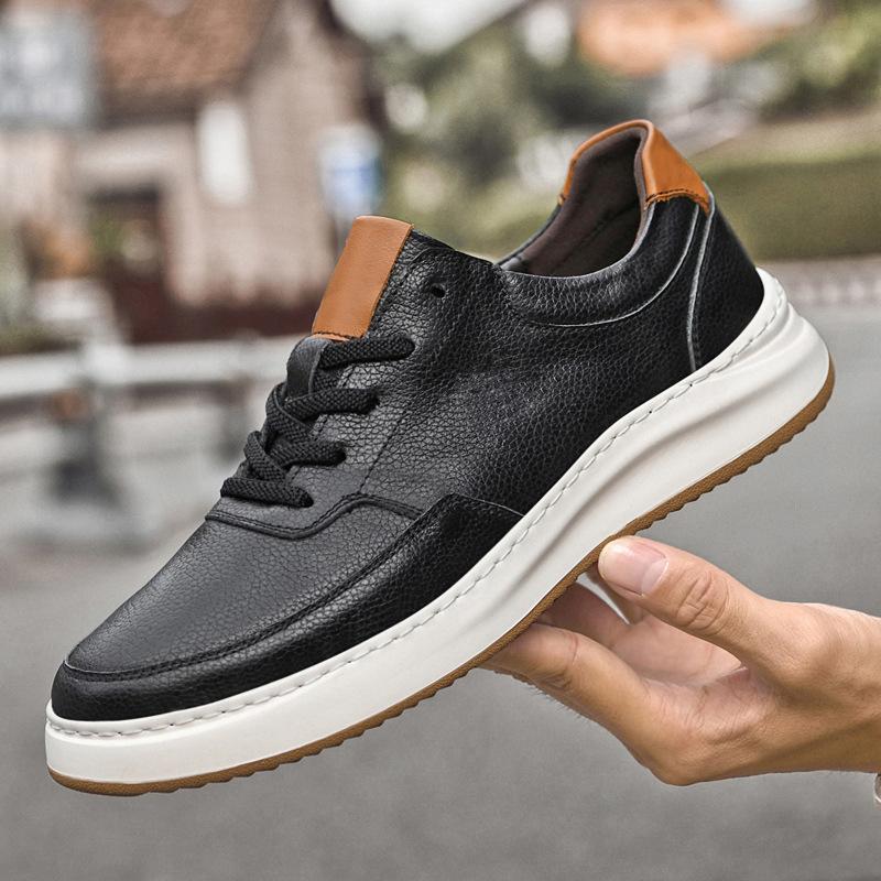 

Men s shoes 2025 summer new youth fashion out light luxury waterproof leather thick sole elastic casual board shoes tide 44 чёрный
