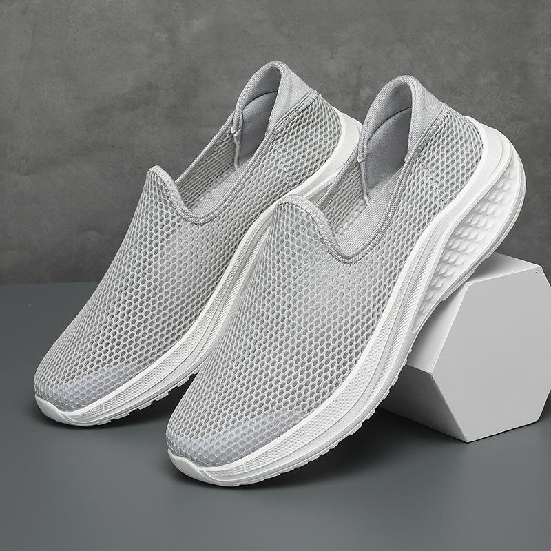 

Summer large size 48 breathable mesh sports and leisure shoes men s soft-soled non-slip mesh shoes light lazy shoes 39 серый