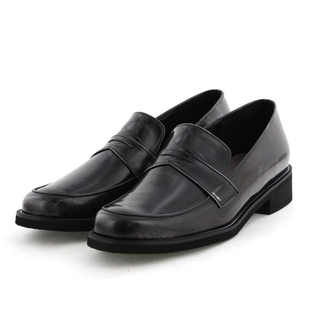 HIMIKO ADVAN Leather Loafers 651309 Black made with genuine leather and featuring a lightweight 245, soft, cushioned, sole.