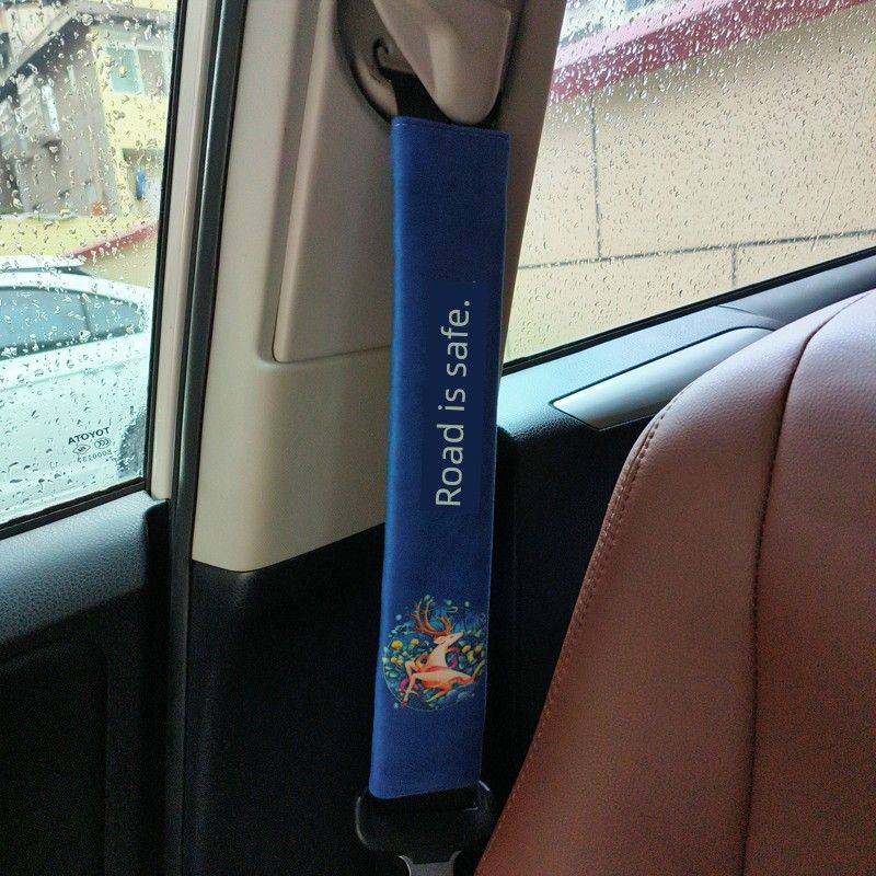 Car Seatbelt Shoulder Pads, a Pair, Suitable for All Seasons, Anti-Neck-Strangling Protective Covers, High-End and Personalized