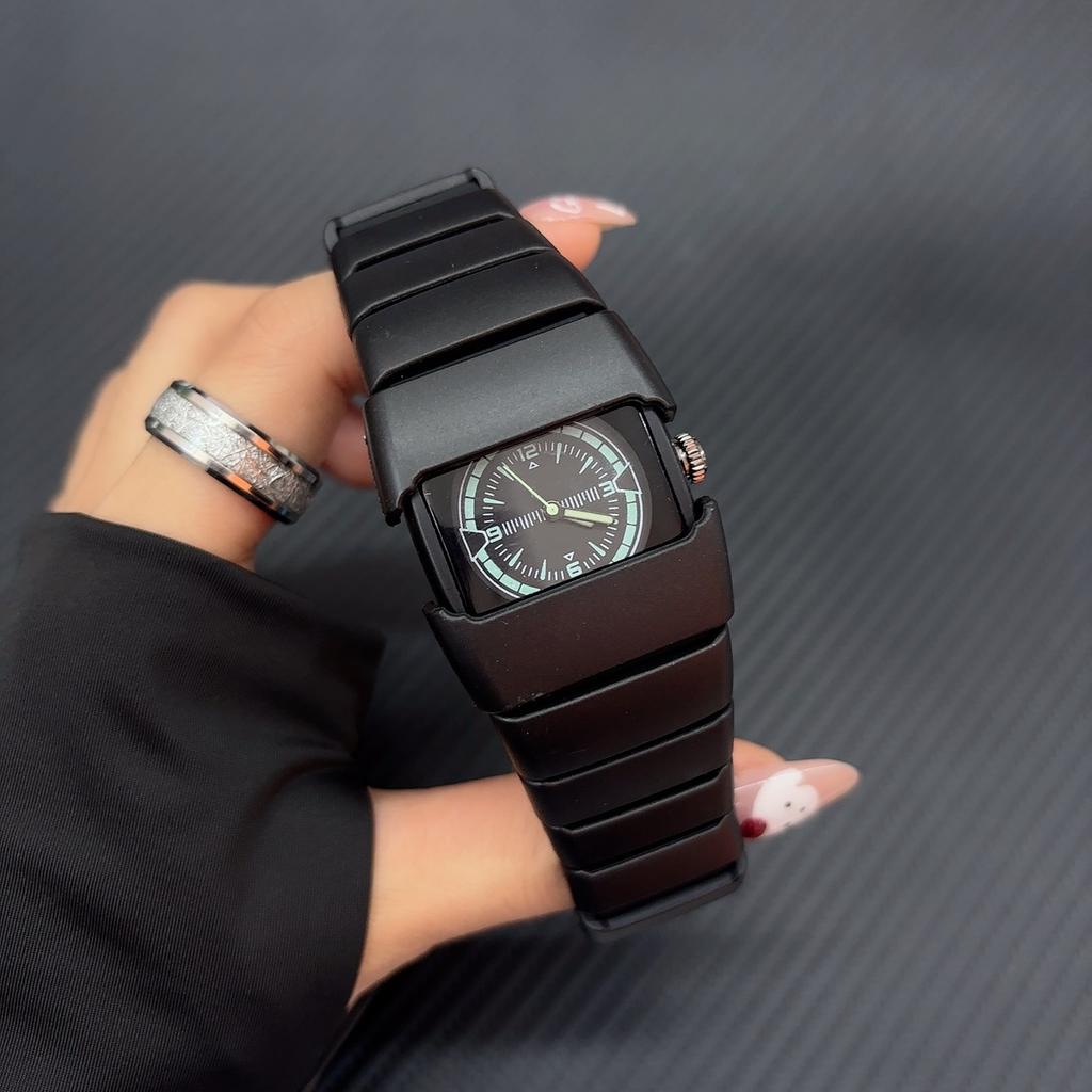 Millennium Retro Style × Black Technology Niche Design High Face Electronic Watch Unisex Outdoor Sports
