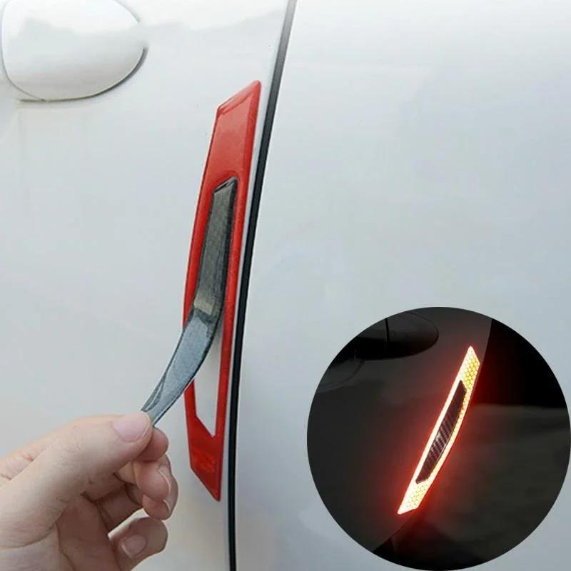 4 ks/sada 5D samolepek a obtisků z uhlíkových vláken Auto reflexní proužek Varování Stylingové lišty Vnější díly