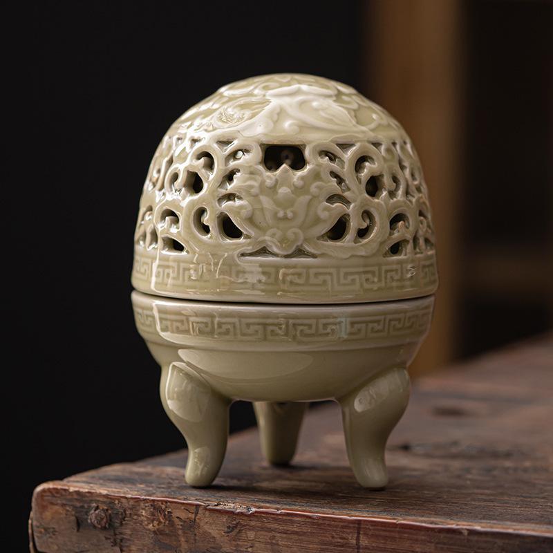 Blue Porcelain Suanni Beast Coil Incense Burner with Lid