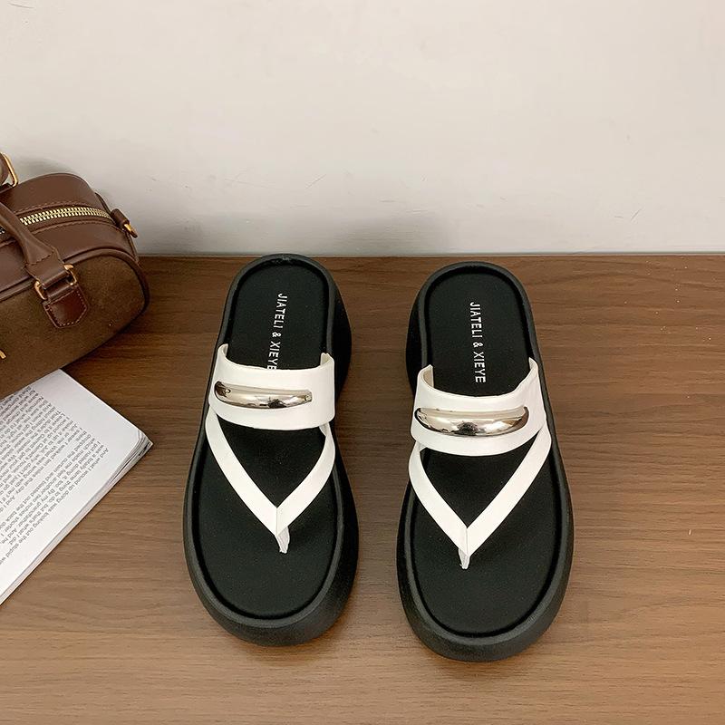 

Summer new toe flat slippers female casual style fashionable and comfortable sandals with skirts fairy wind beach drag tide 40 белый