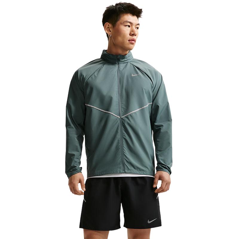 Nike Men s Hooded Windbreaker Jacket XL