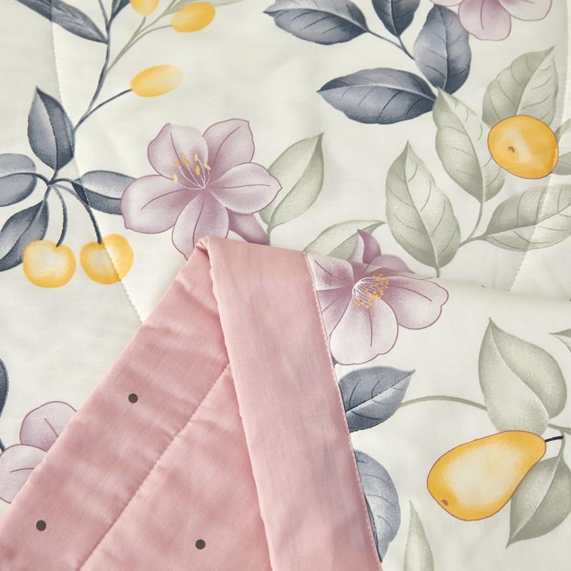 Flowers Style Summer Quilted Quilt 100% Cotton Fluffy Air Condition Thin Quilt Soft Comfortable Thin Blanket Machine Washable
