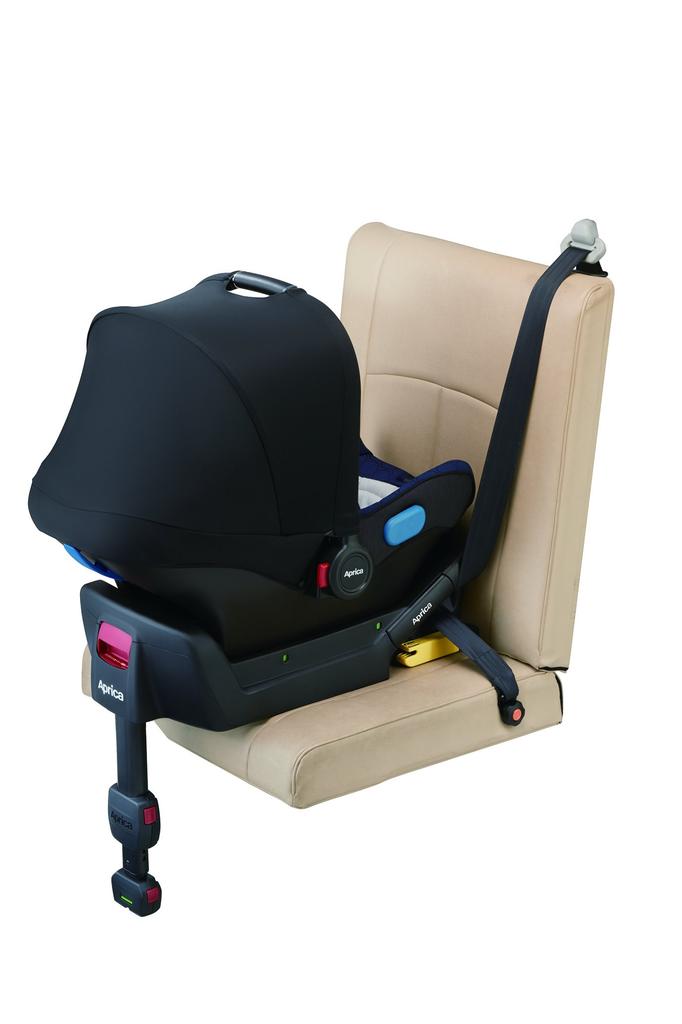 Aprica Smooth TS Infant Car Seat, Compatible with ISOFIX and Seat Belts, for Children 0-12 Months (Black), Model 2024041
