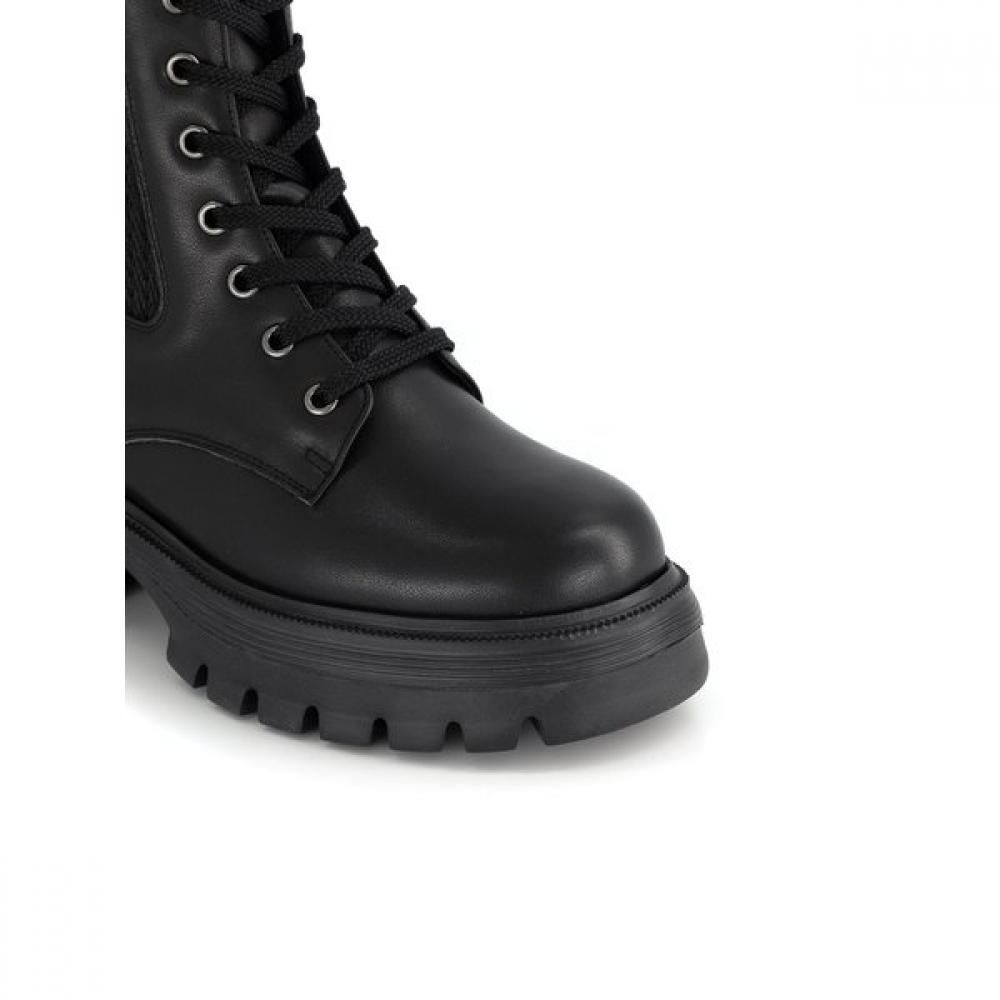 Tandy Women S WorKer K 040