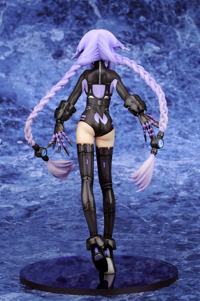 Hyperdimension Neptunia Purple Heart (1/8 Scale PVC Painted Finished Product)