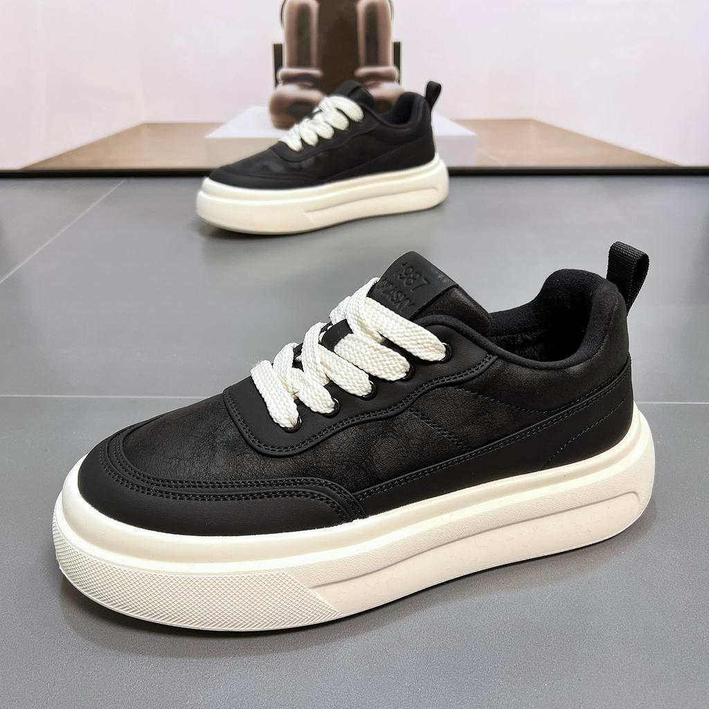 Leather men's shoes 2026 winter velvet thick soles increase height versatile student sports and leisure shoes retro board shoes cotton shoes tide