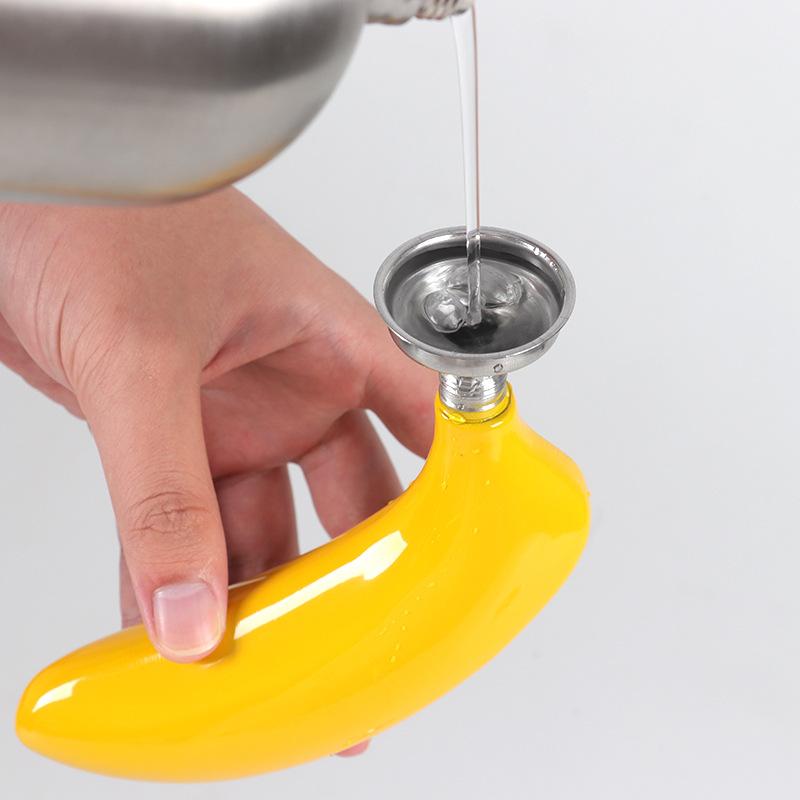 5oz Portable Pocket Banana Hip Flask with Funnel Outdoor Travel 304 Stainless Steel Whiskey Drink Alcohol Flagon for Man Gift