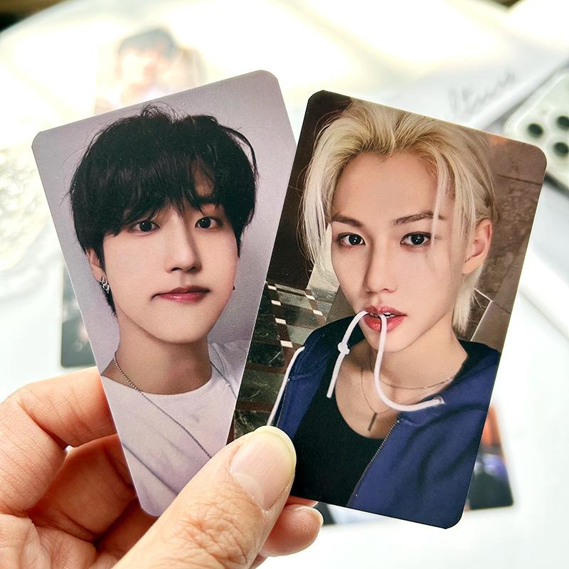 8Pcs Stray Kids Collection Card Lomo Card Le Star Skzoo Random Card Star Special Card Flash Small Card Full Cap Card