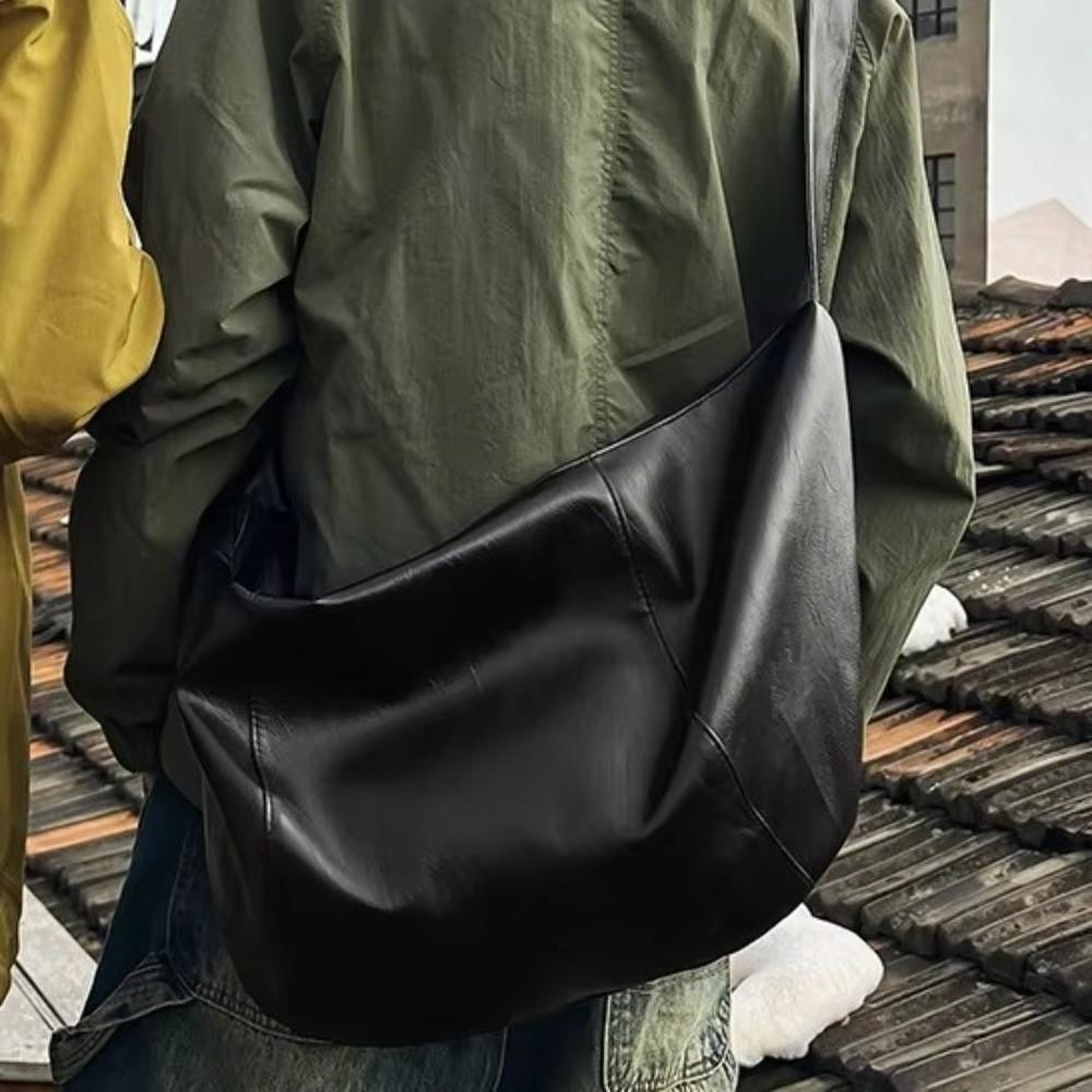 Large Capacity Japanese Style Crossbody Bag Leather Soft Dumpling Shaped Bag Versatile Zipper Closure Travel Shoulder Bag Casual
