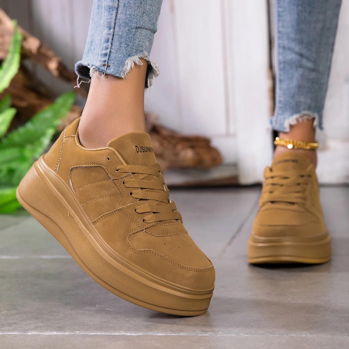Women s Thick Soled Lightweight Sports Shoes Spring and Autumn White Casual Women s Thick Soled Height Increasing Shoes 37