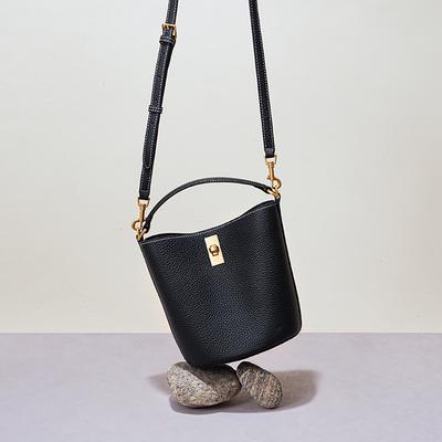 Leather Bucket Bag Premium Sense Large Capacity 2025 New Casual Versatile Simple Retro Shoulder Portable Messenger Bag