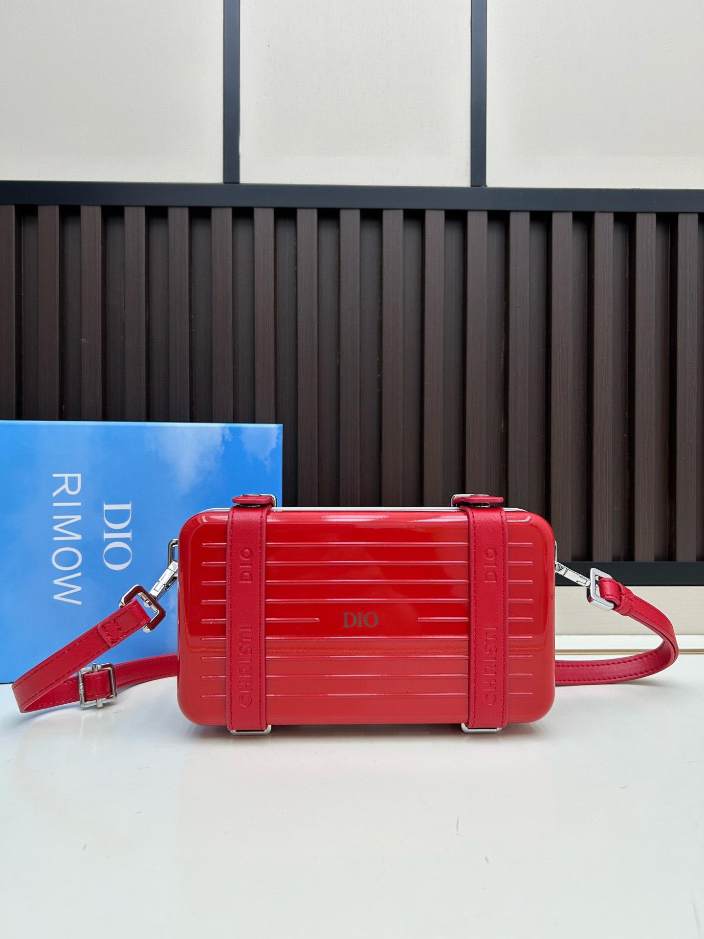 

2026 Коробка Сумка Через Плечо Высокая Красота Алюминиевая Жесткая Крышка Crossbody Совместный Бренд Багаж Мужской Женский Один Стиль 13.5x20x6.5 красный