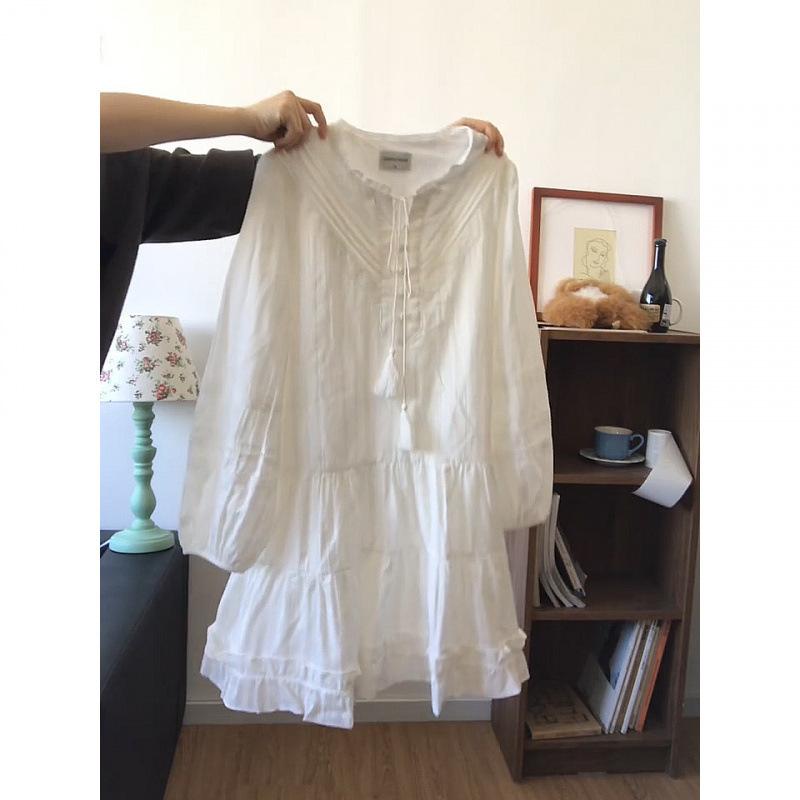 Extra large size small French temperament long-sleeved white dress new women's high-end skirt