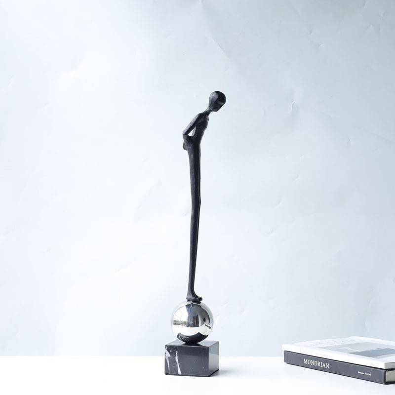 Metal Character Ornaments Abstract Thinker Sitting Ball Person Geometric Portrait Sculpture Metal Figurine Home Decoration