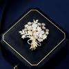 1pc Fashion Temperament Life Tree Pin, and Atmospheric Decorative Pin, Luxury Women's Fashion Accessories, Clothing Chest Flower Accessories