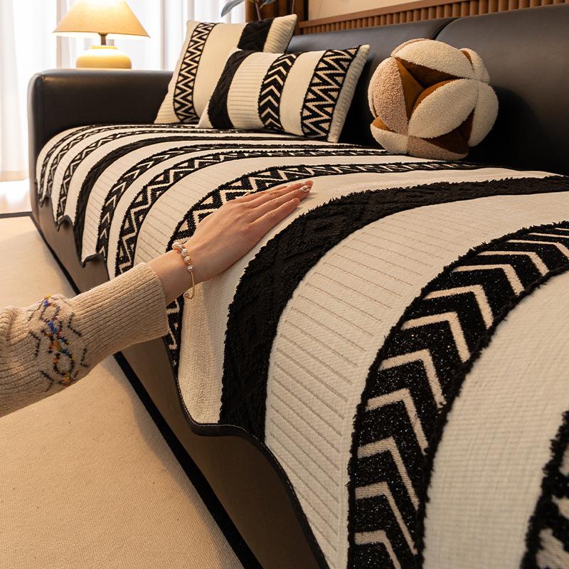 New Sofa Cover Cover Cloth Universal In All Seasons, Straight Row Non-Slip Seat Cushion, High-Grade Chenille Sofa Cushion