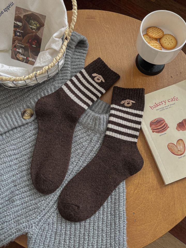 Women's Wool Striped Mid-Tube Socks - Cute Cartoon Puppy Embroidered, Warm Velvet, Thick for Autumn/Winter.