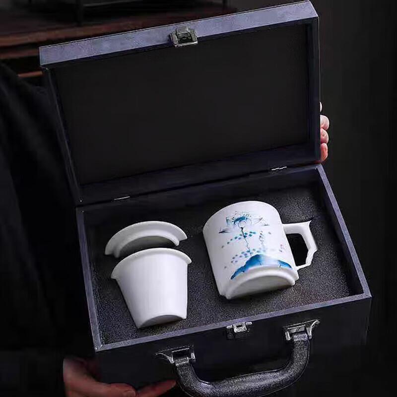 Chinese Style Ceramic Tea Infuser Mug