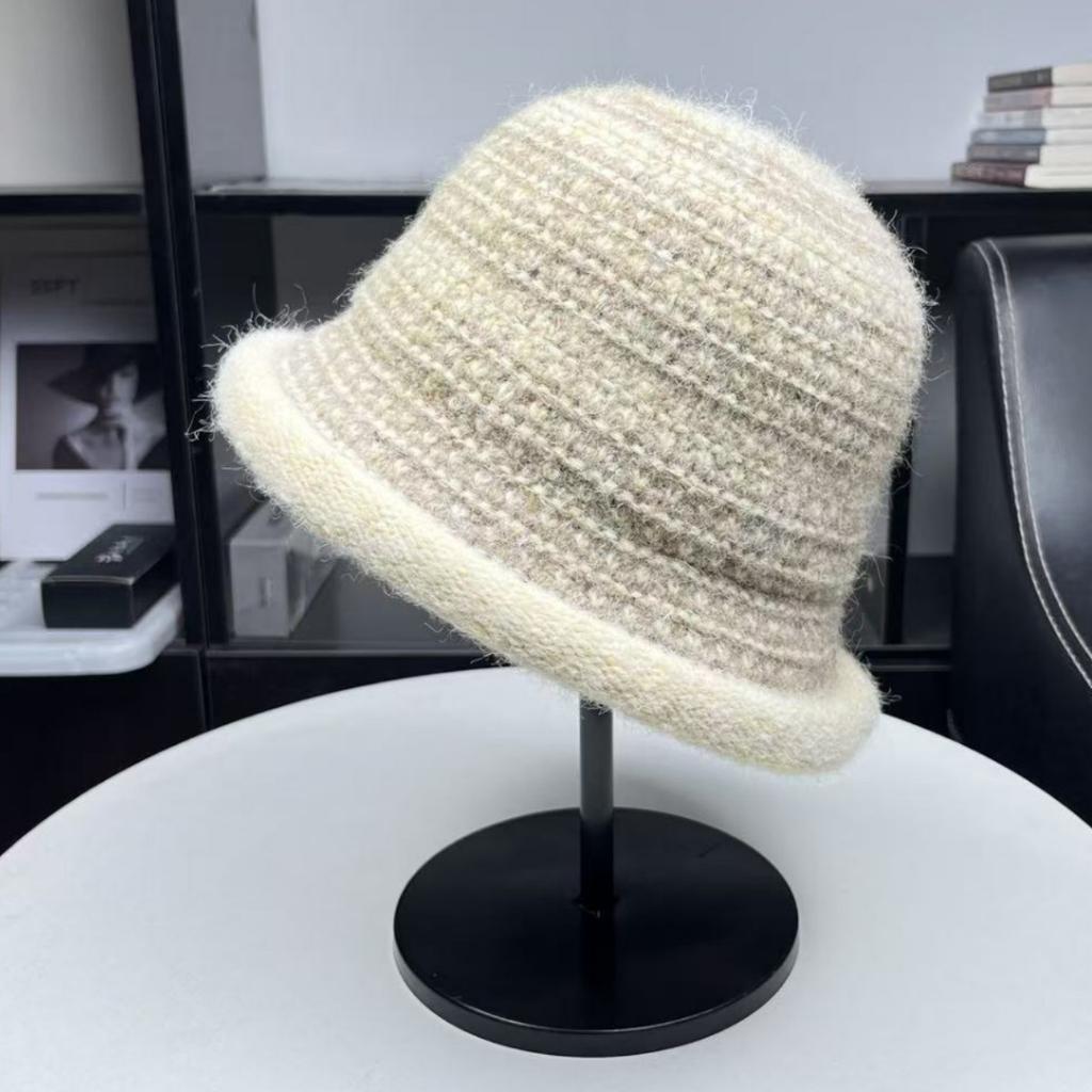 High quality Internet celebrity knitted bucket hat versatile face small warm basin hat winter cold ear protection bucket hat female