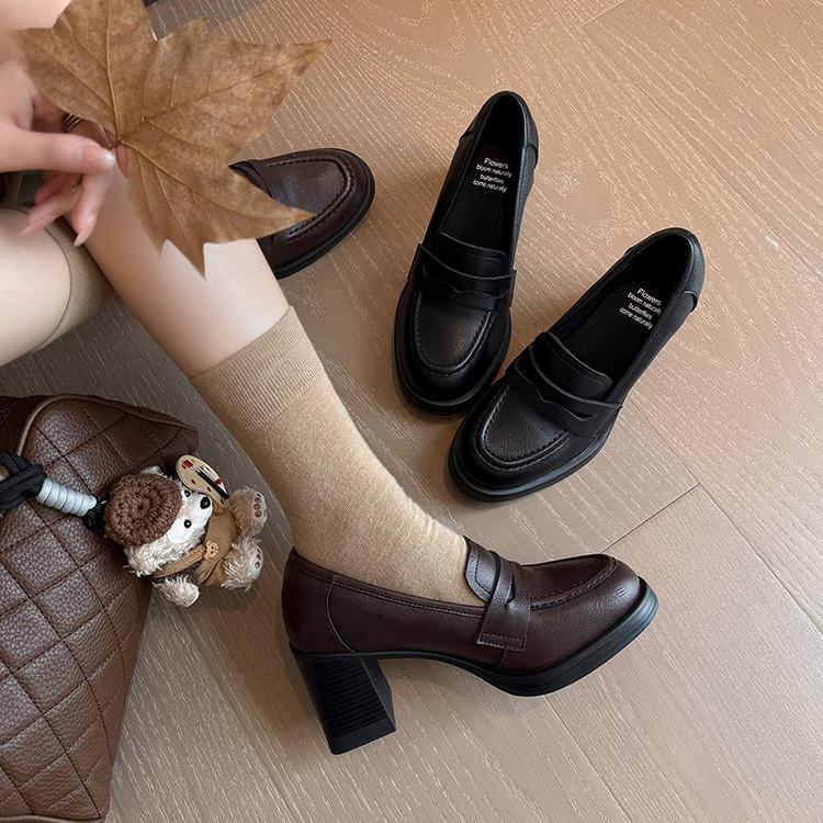 Heart melody~ Leather round head one-pedal loafers women's British style small leather shoes versatile thick high-heeled single shoes