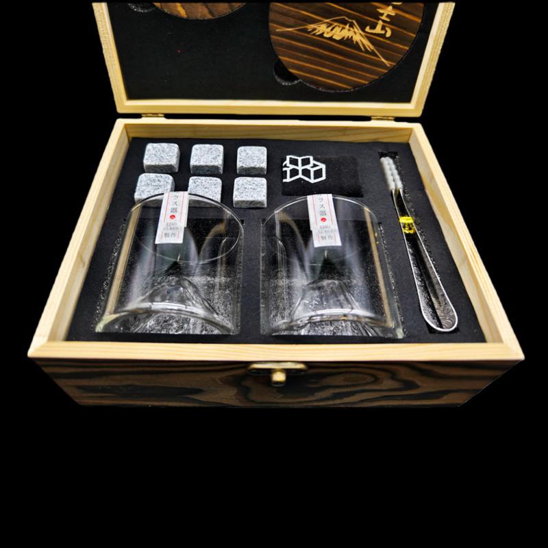 Whiskey Stones Gift Set,2 Glasses,6 Whiskey Stones,Ice Tongs,Reusable Whiskey Glasses,Men's Gift Father's Day Gift,Bar Party Kit