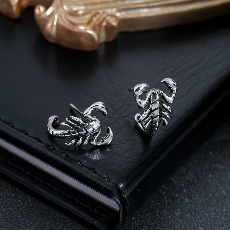 Retro Personality Scorpion Hip-Hop Style Silver Creative Temperament Animal Man And Woman Stud Earrings